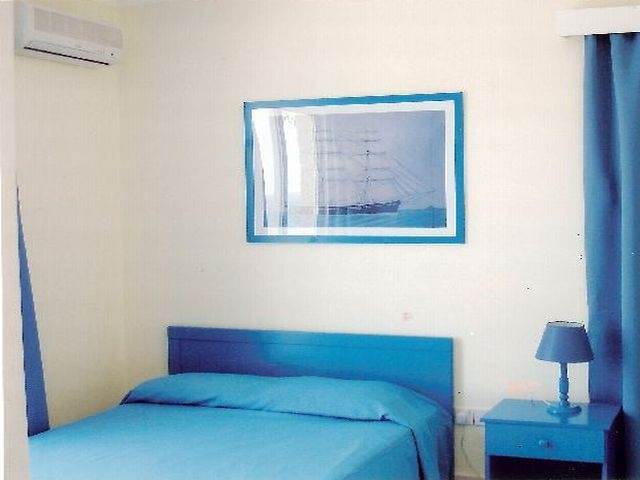 Paphinia Seaview Apartments Paphos Bagian luar foto